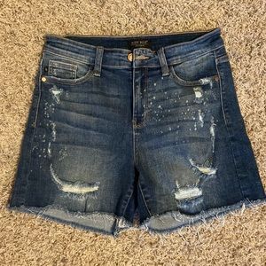 Judy Blue distressed shorts